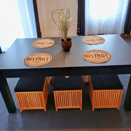 Séjour chez l'habitant Jimmy Meublee, Confort & Wifi *